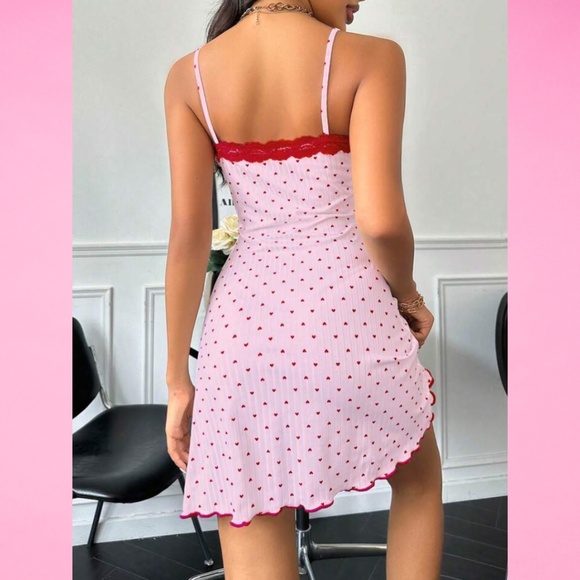 SHEIN Heart & Lace Pajama Dress - Picture 2 of 3